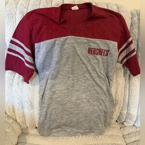 Vintage Hershey's Red and Gray T-Shirt